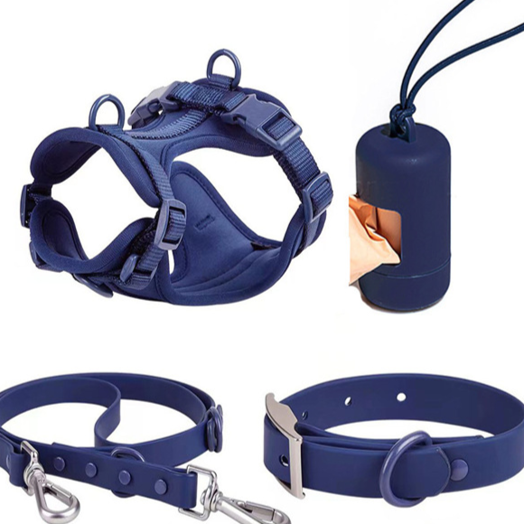 Harness for a pulling dog collar