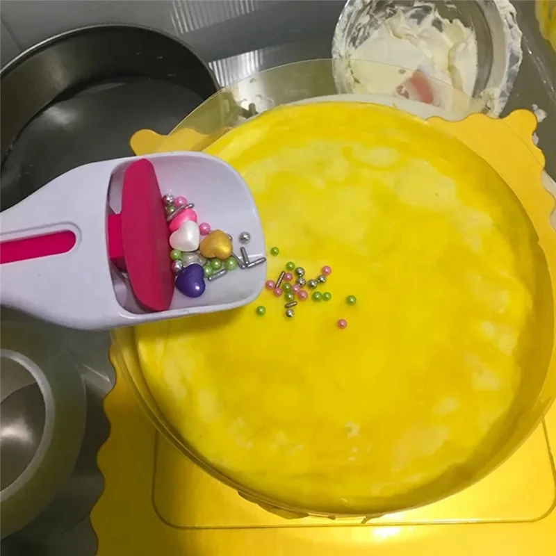A69ecake Batter Distribution Scoop, One-Touch Sliding Button Dispenses Batter, Home Batter Dispenser Baking Tool
