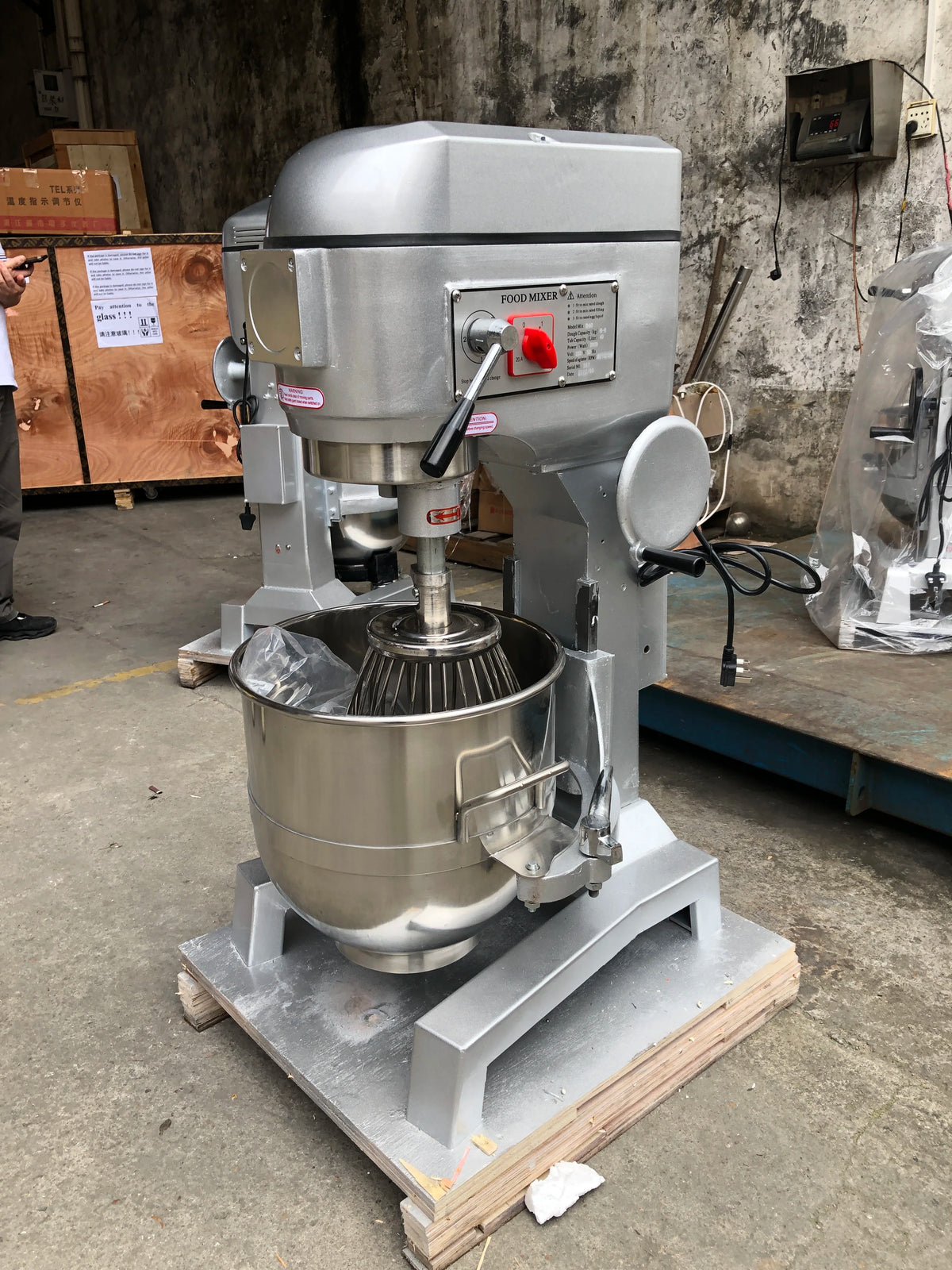 Batidora Industrial Commercial 10l 20l 30l 60l 80l Kitchen Stand Planetary Food Batter Bread Dough Cake Mixer Machine for Bakery